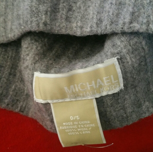 Michael Kors scarf - Picture 4 of 4